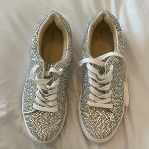 Betsy Johnson platform sneaker